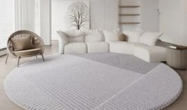 Elegant round carpet