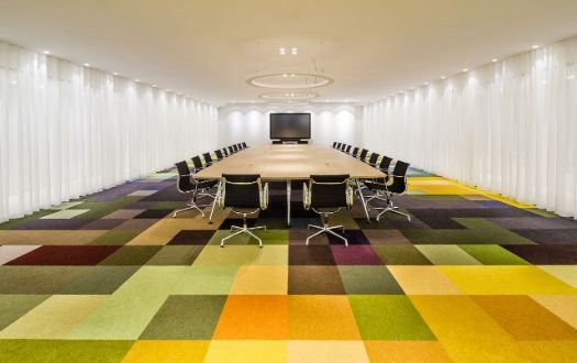 office-carpet-stretching